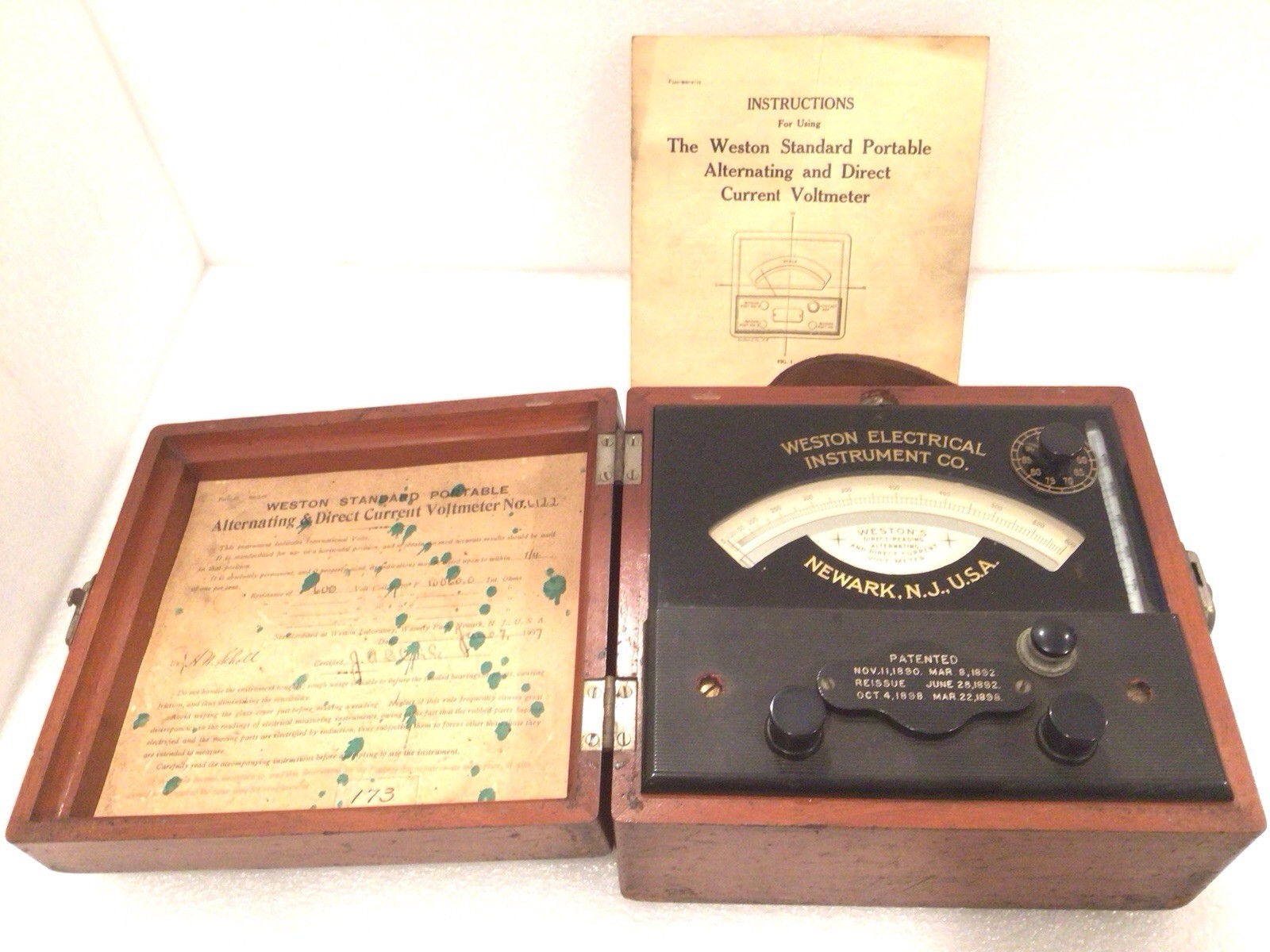Weston Electrical Instrument Co. AC/DC Volt-Meter, wood box, felt, circa 1899