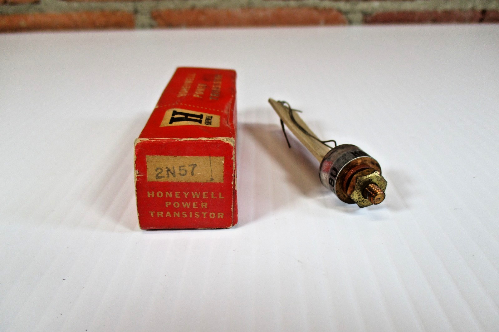 Vintage Honeywell 2N57 Germanium Power Transistor 1955 New Old Stock In Box