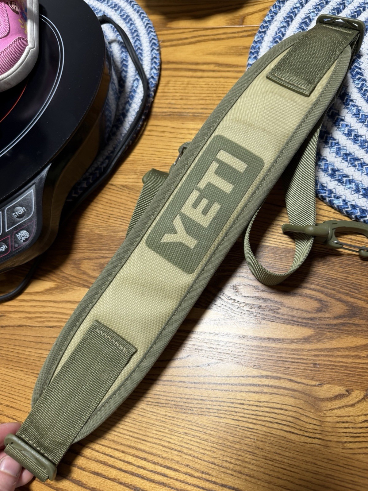 YETI Hopper Flip 18 Soft-Sided Cooler Field Tan