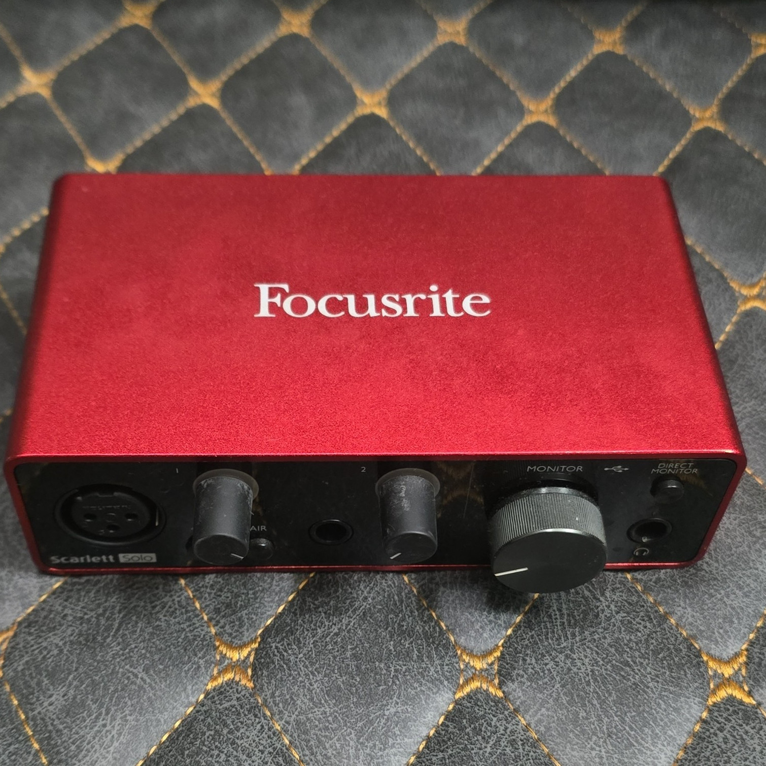 Focusrite Scarlett Solo USB-C Desktop Audio Interface XLR In Phantom Direct Mon