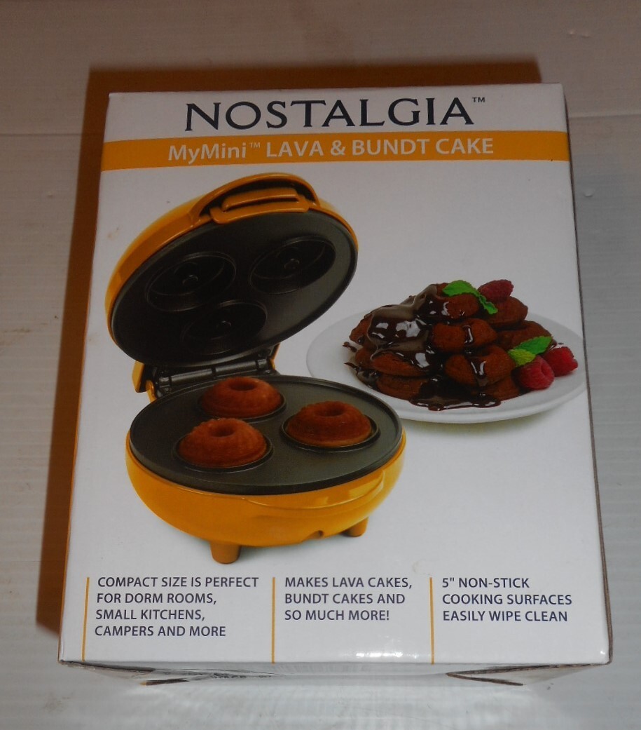 Nostalgia MyMini Lava Bundt cake maker yellow Compact 5" Non-Stick easy clean