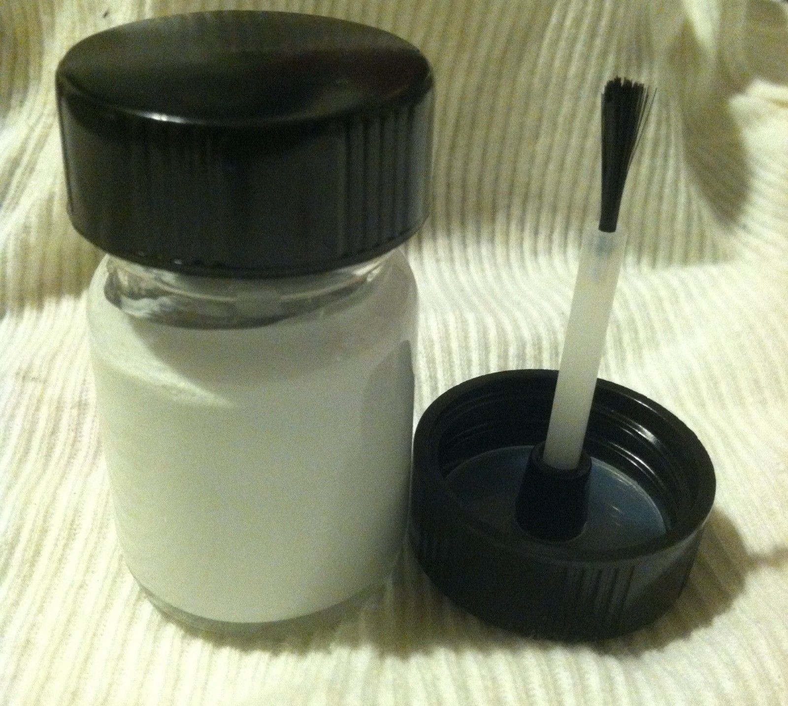 Compatible with Hyundai Touch Up Paint Polar White Code RBC