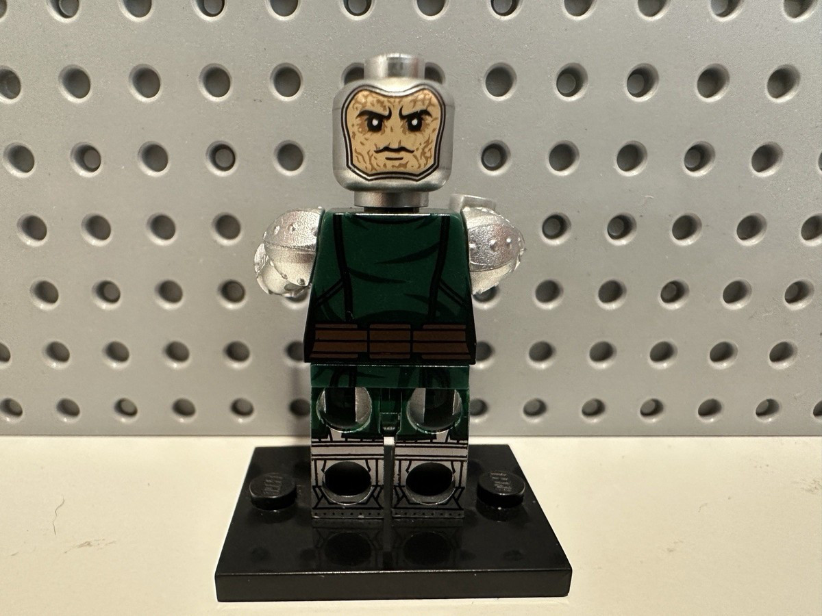 LEGO Marvel Dr Doom Custom MInifgure New