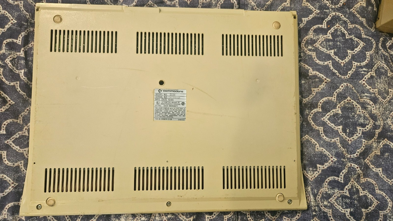 Commodore 128 C128 Computer - FREE SHIPPING
