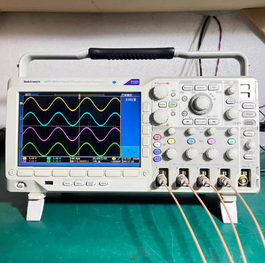 1PCS USED Tektronix TDS3054B 4CH DPO Oscilloscope 500MHz 5GSa/s/