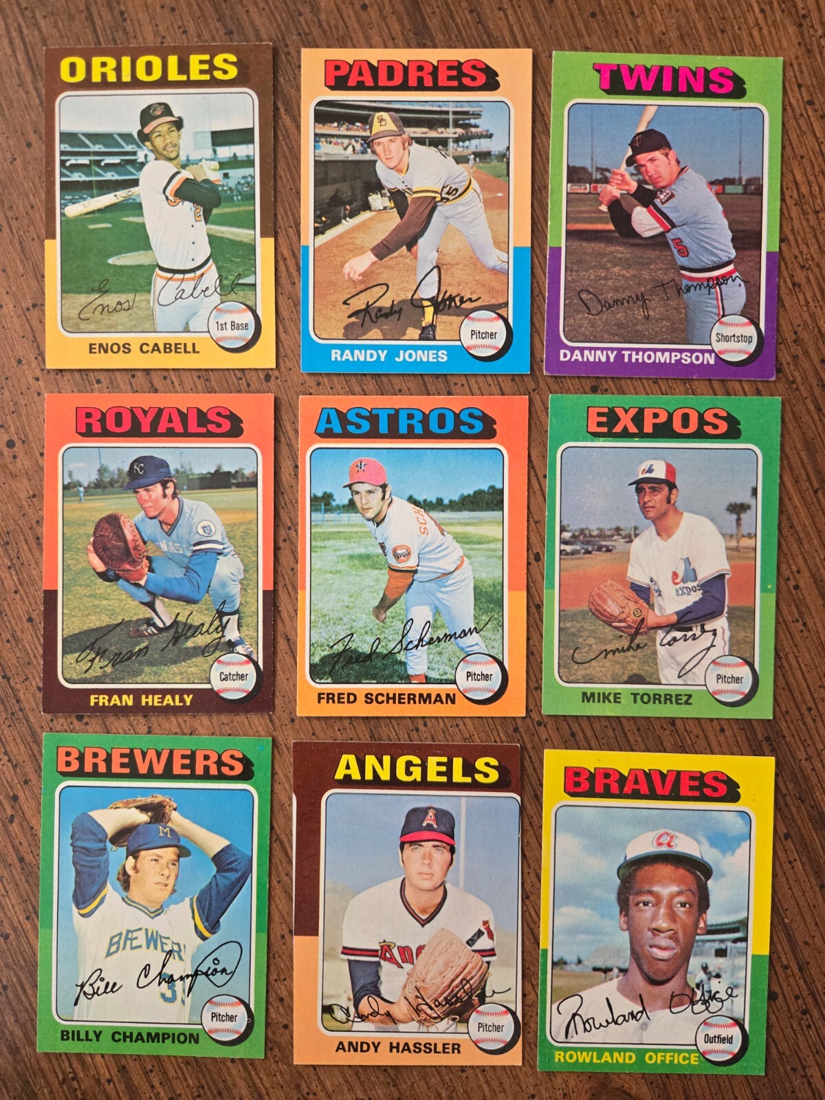 1975 TOPPS BASEBALL YOU PICK #202 - #400 ****FREESHIPPING****
