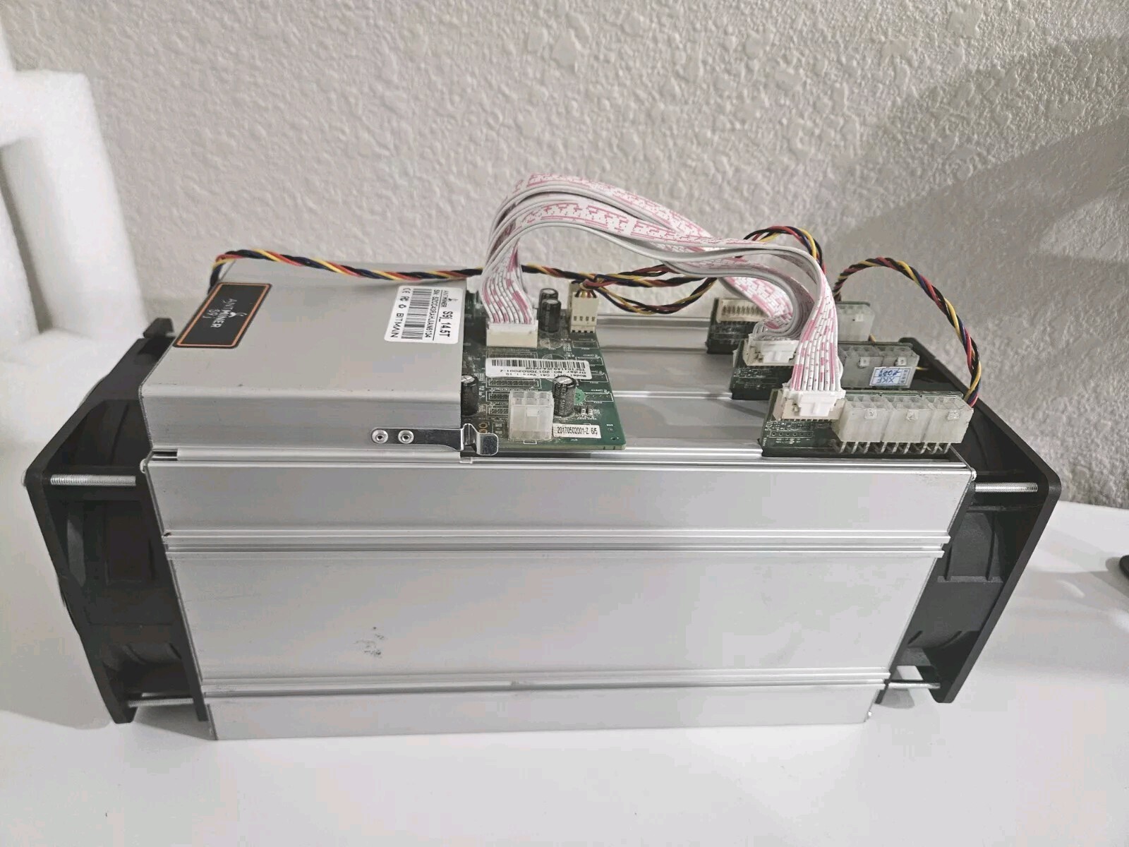Antminer S9j Bitcoin Miner 14.5TH/s MINER ASIC