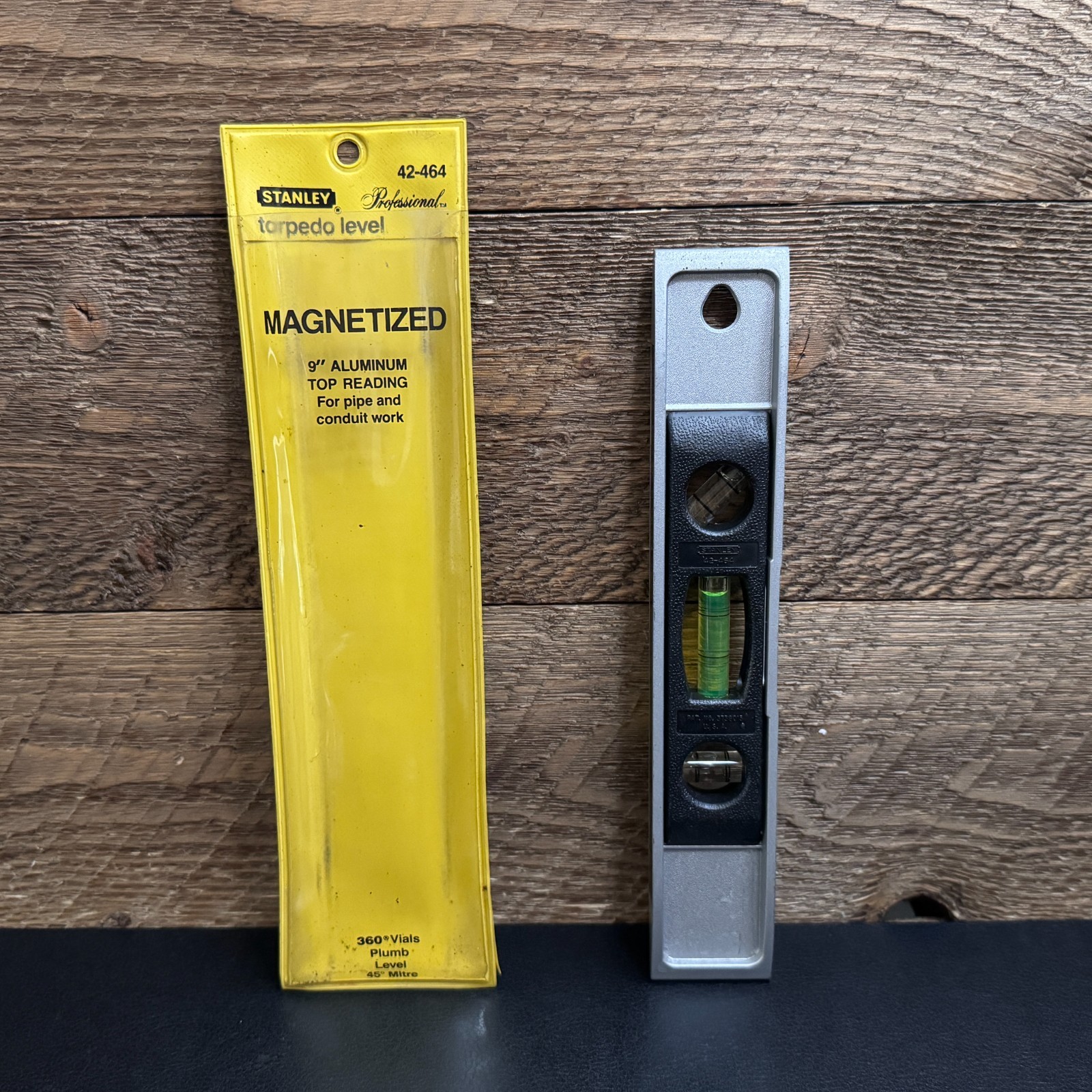 Stanley 9” Magnetized Aluminum Torpedo Level Pipe Conduit 360 Vials USA 42-464