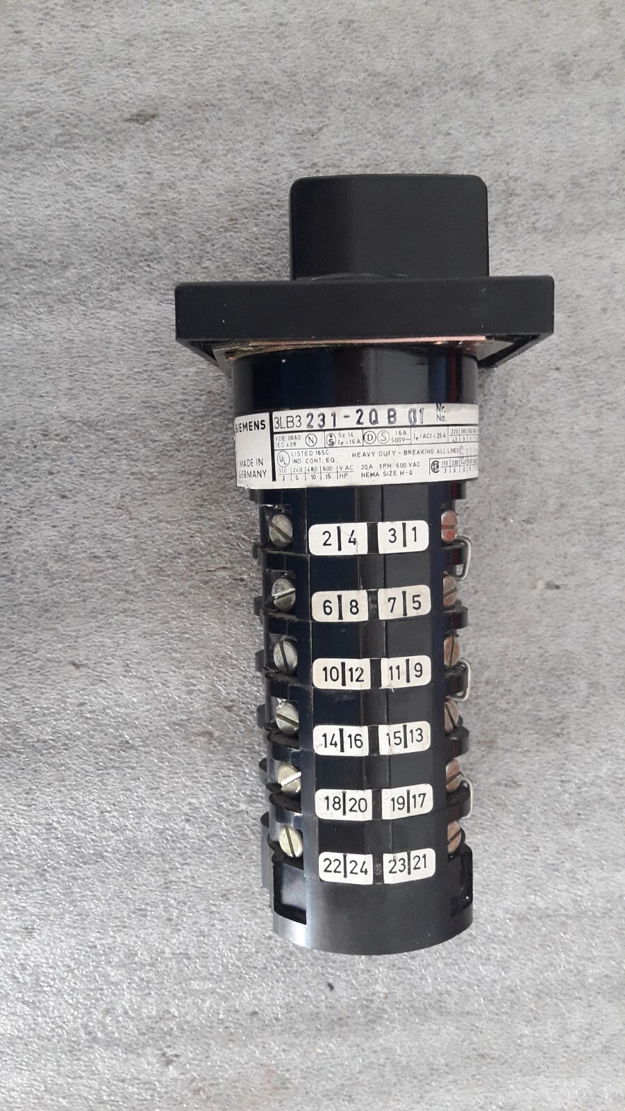 SIEMENS 3LB3231-2QB01 AMMETER SELECTOR SWITCH