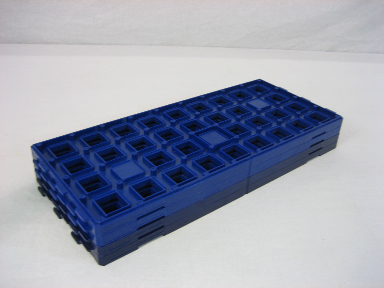 Lot of 4 CQFP 68/132 Used Blue IC Chip Tray 50℃/75℃ Max