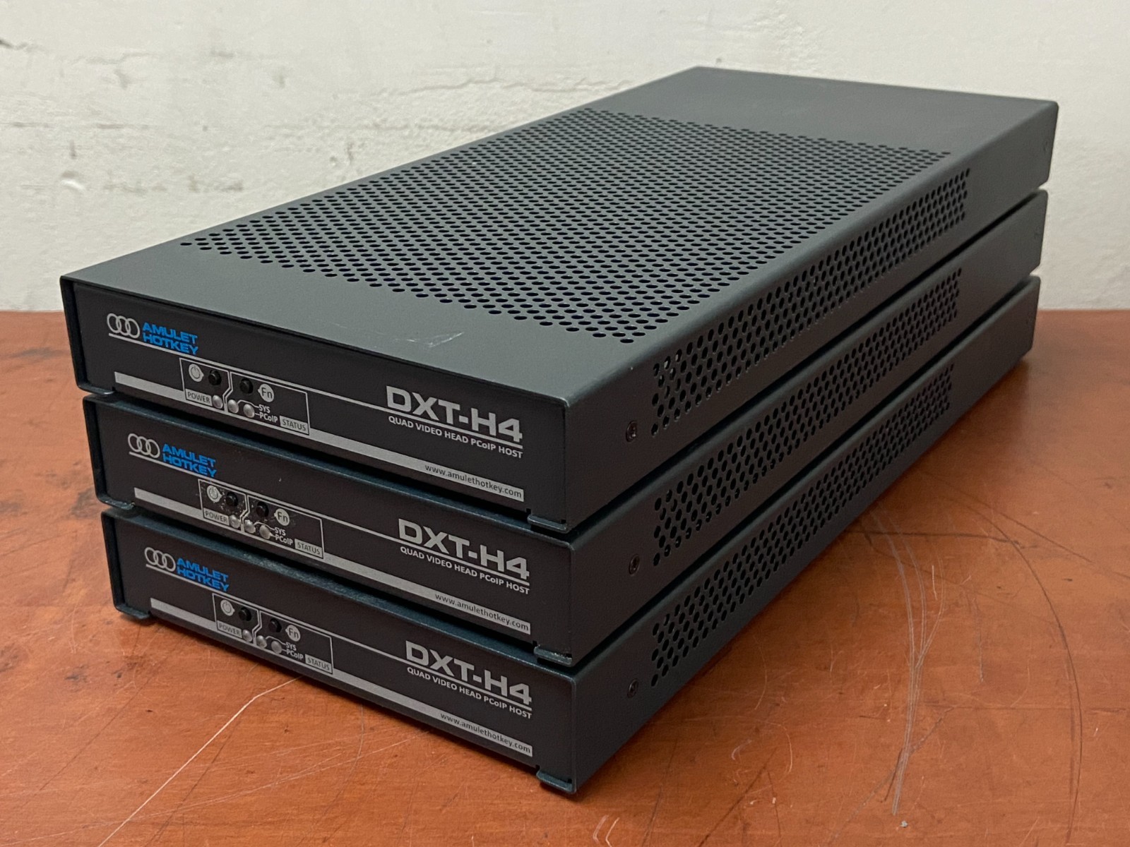 3x Amulet Hotkey DXT-H4 External Host/Quad Display KVM Extender *AS IS* C1913DS*