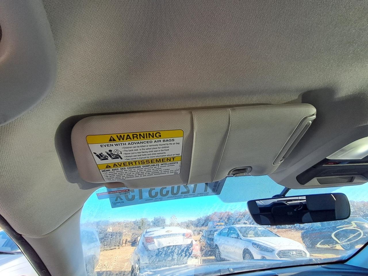 XV CROSST 2018 Glove Box 4856277