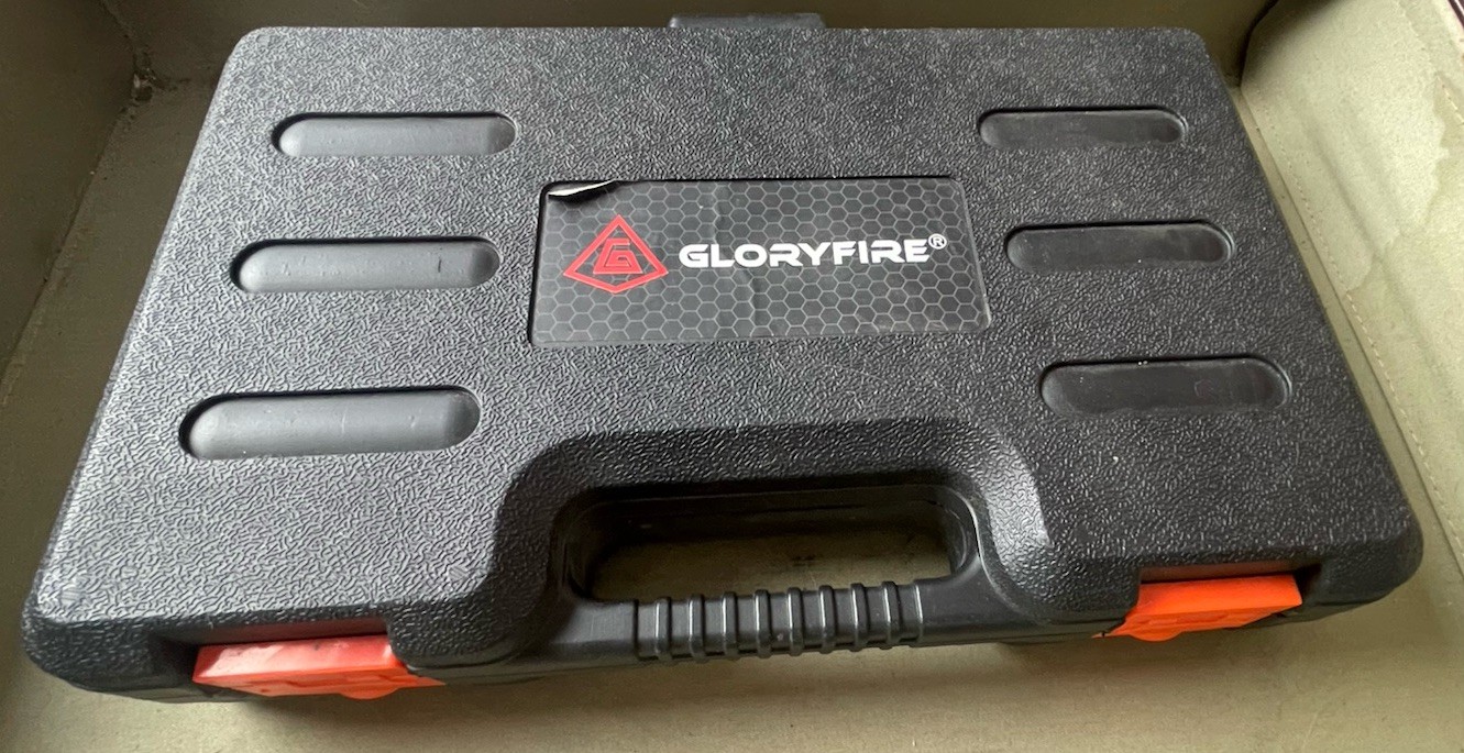 GLORYFIRE Universal Gun Cleaning Kit with Durable Plastic Case - Great Condition