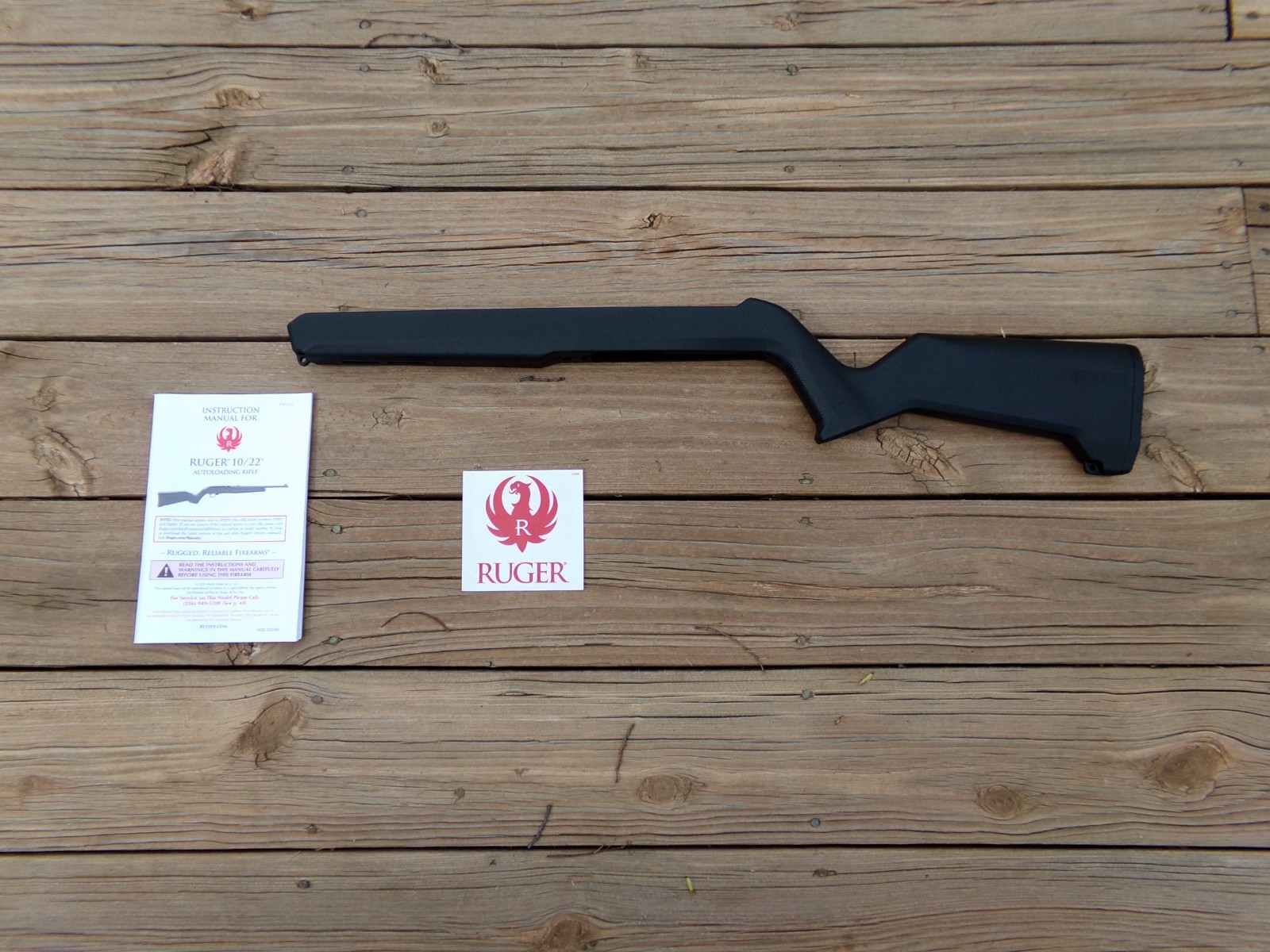 Ruger 10/22 stock MagPul MAG1428 X-22 Black M-lok with manual and Ruger sticker