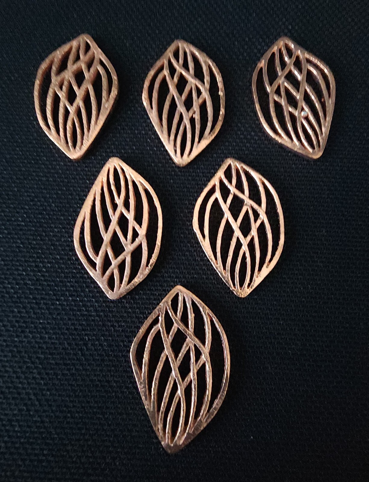 Qty 6  Copper Plated  Leaves  1.5" Long Findings