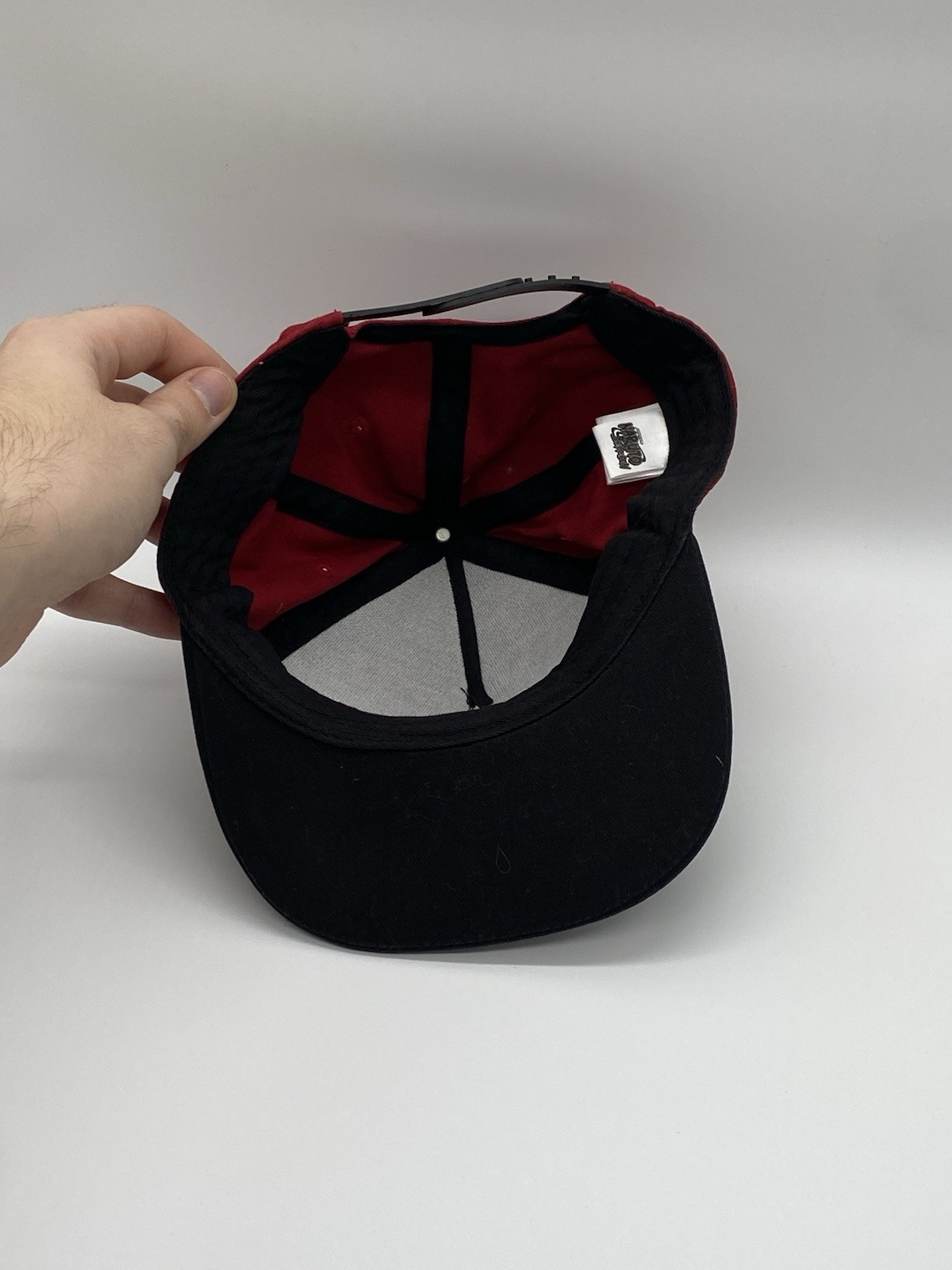 Naruto Daggers Hat Youth Red Black Adjsustable