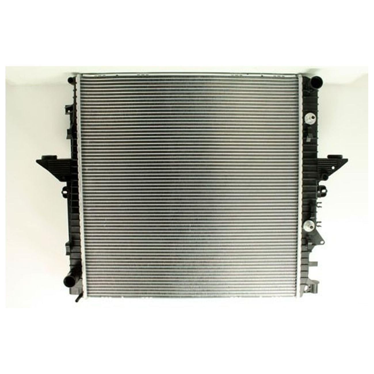 Radiator for LR3 2005-2009 Aluminum Engine Compartment LR021777
