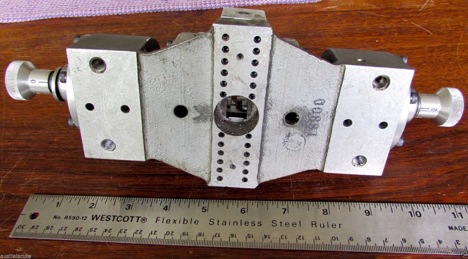 PCB Line Automated Pneumatic Wire Stripper 18800 Header Pin