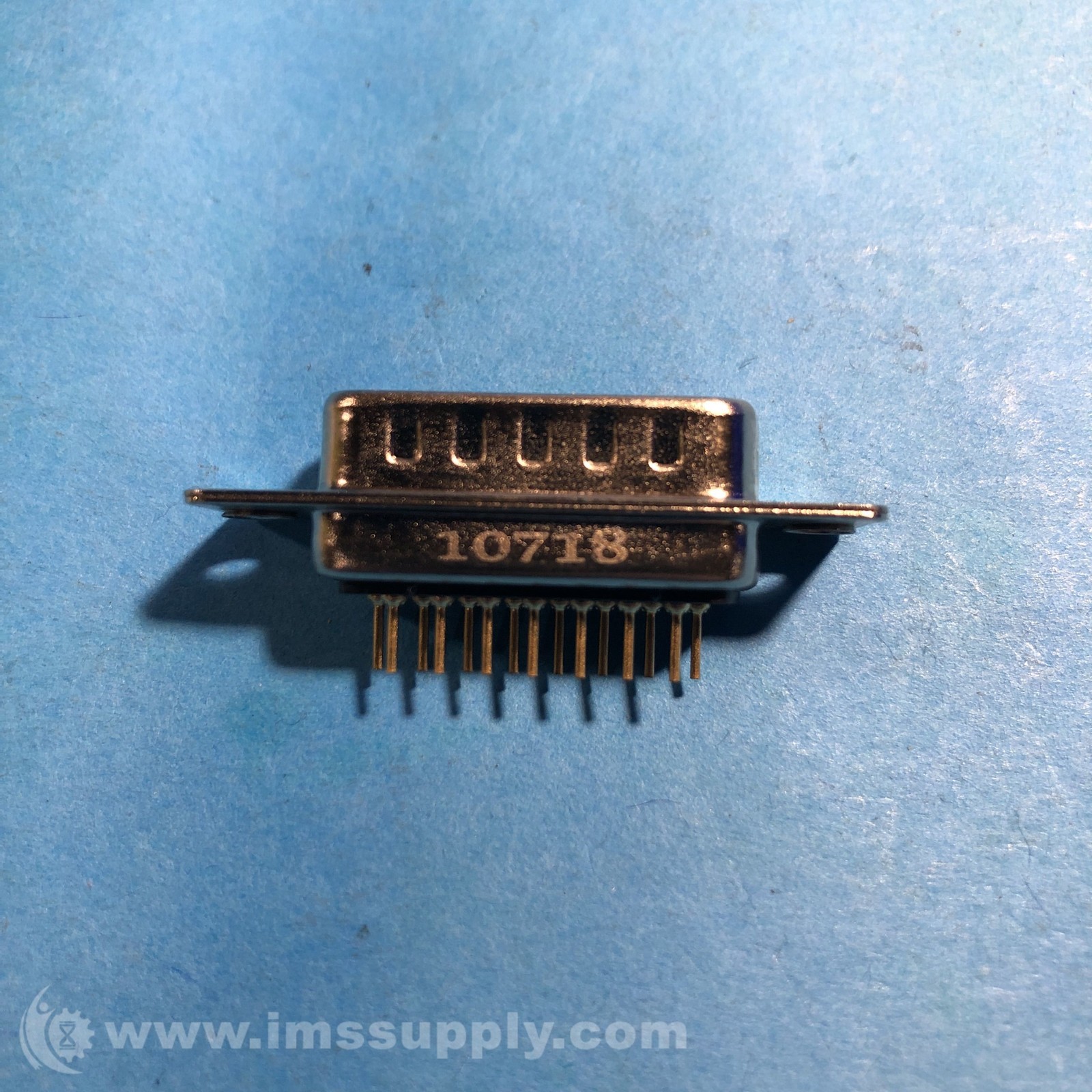 10718 15 Pin Straight Connector FNIP