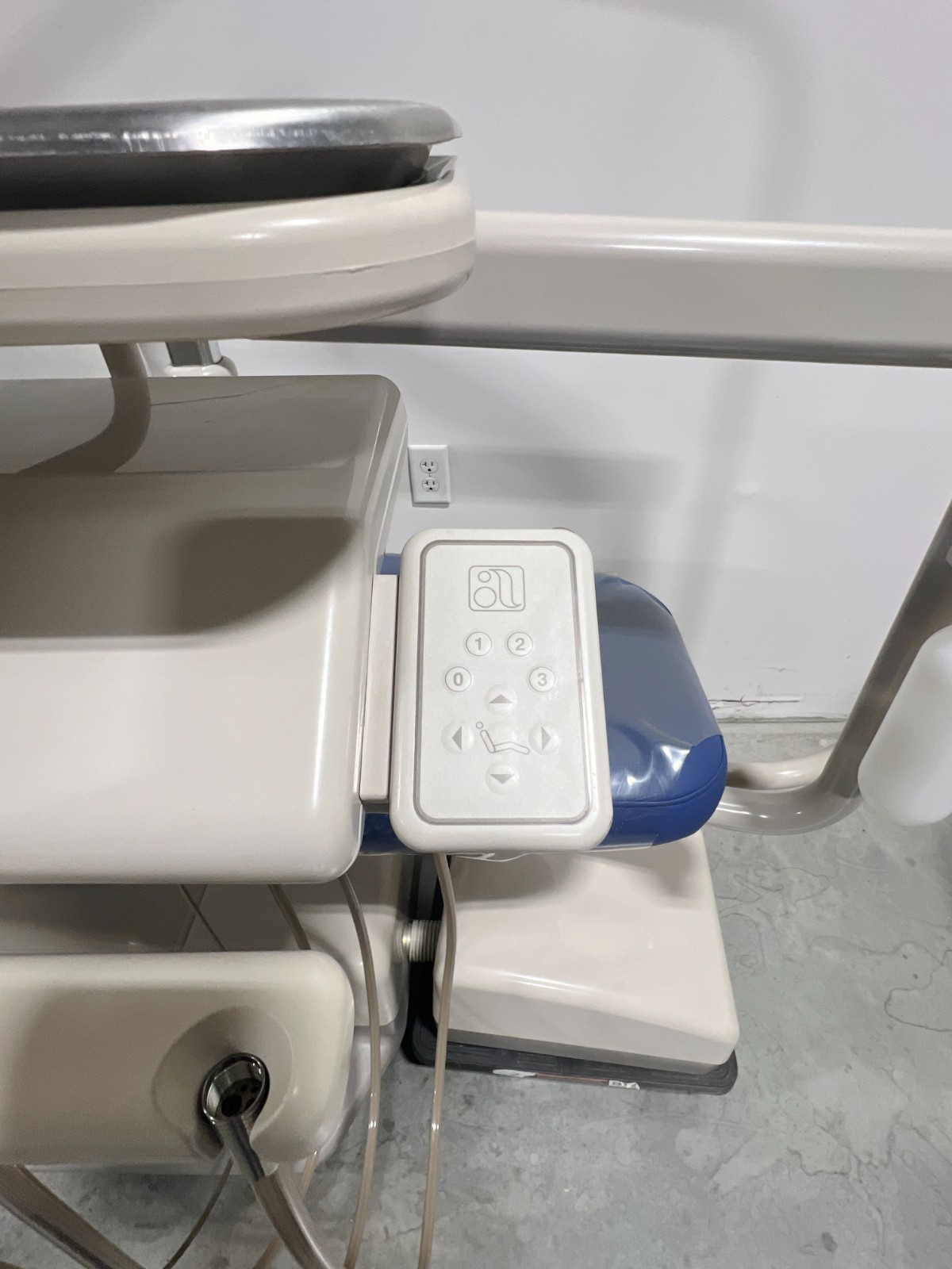 ADEC 1021 Dental Chair, Radius Delivery Unit, Cuspidor, Assistant’s Pkg & Light