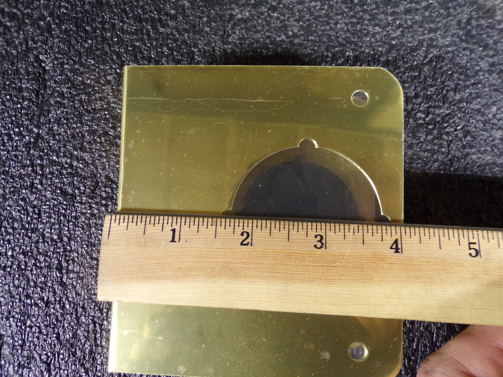 Protector Plate, Brass 1-3/8", Backset 2 3/4" (K)