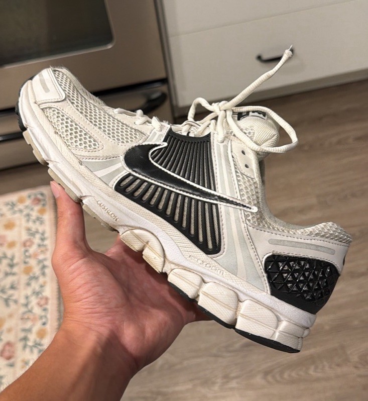 Nike Air Zoom Vomero 5 White Black - FB9149-101 Size 11 Men’s