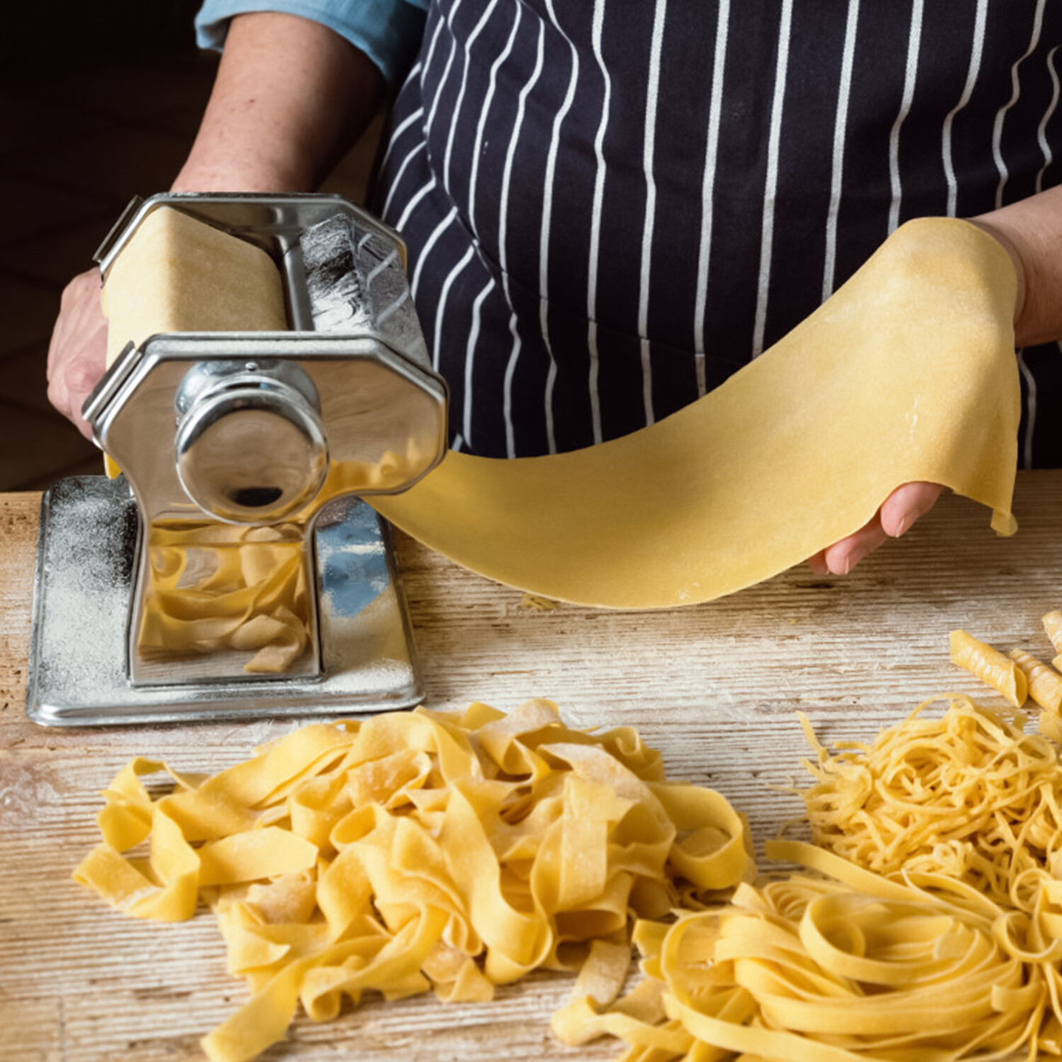 Pasta Maker Machine Adjustable Thickness Noodles Maker for Pasta, Spaghetti