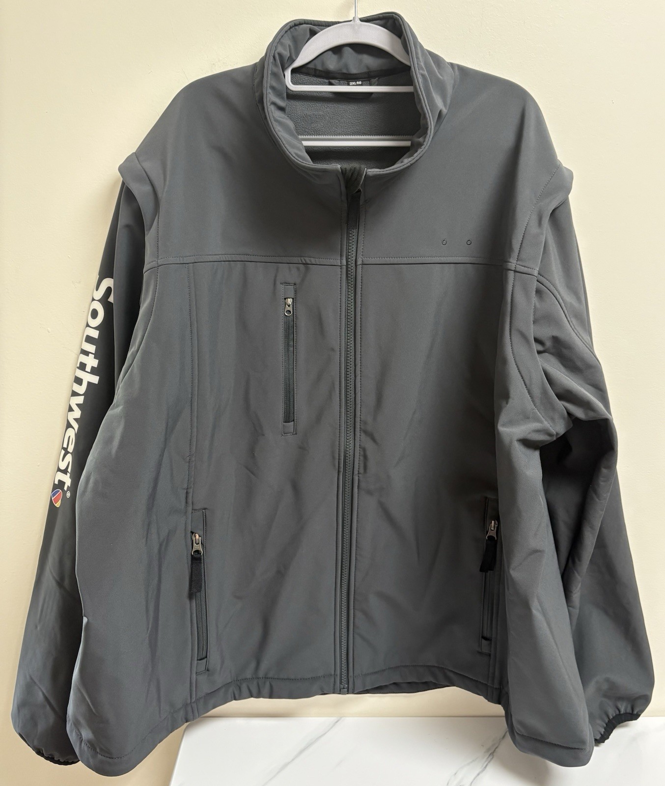 Southwest Airlines Softshell Jacket 3XL Gray Convertible Sleeves Vest Logo