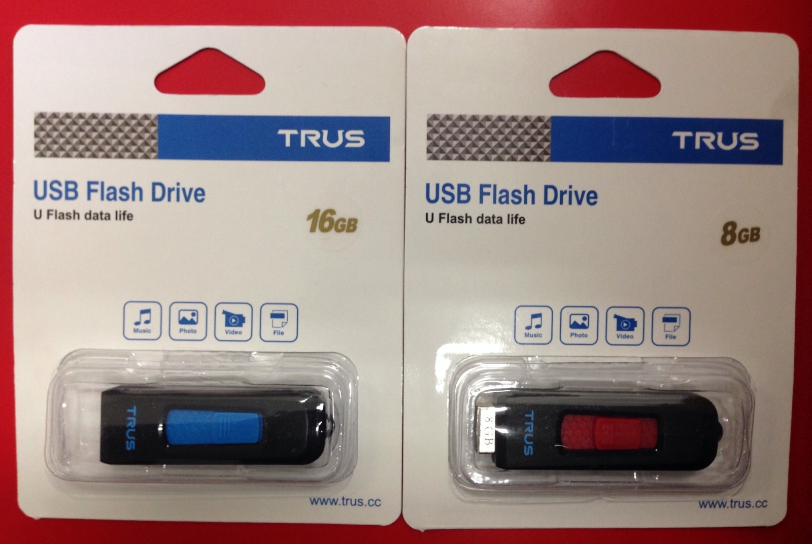 UM612 2.0 USB Flash Drive 16GB