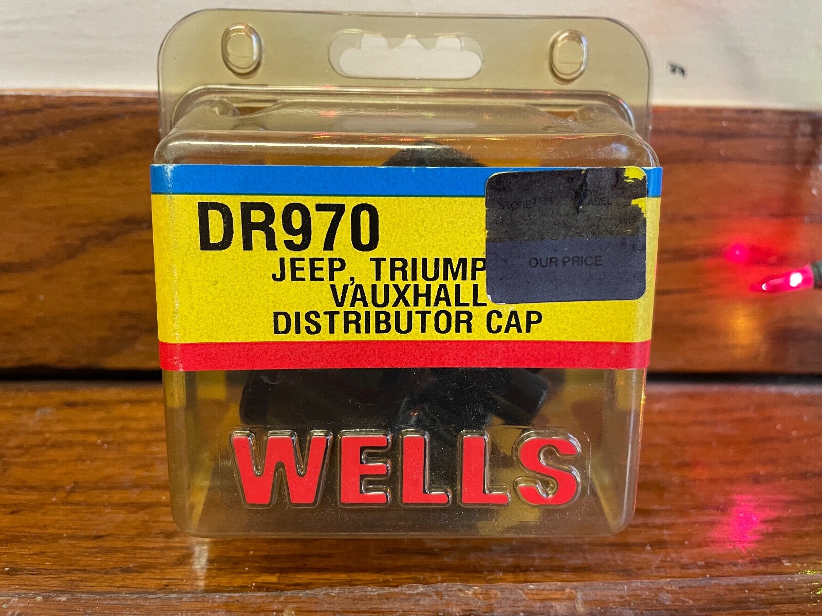 Wells - DR970 - 4-Cylinder - Jeep, Triumph, Vauxhall - Distributor Cap