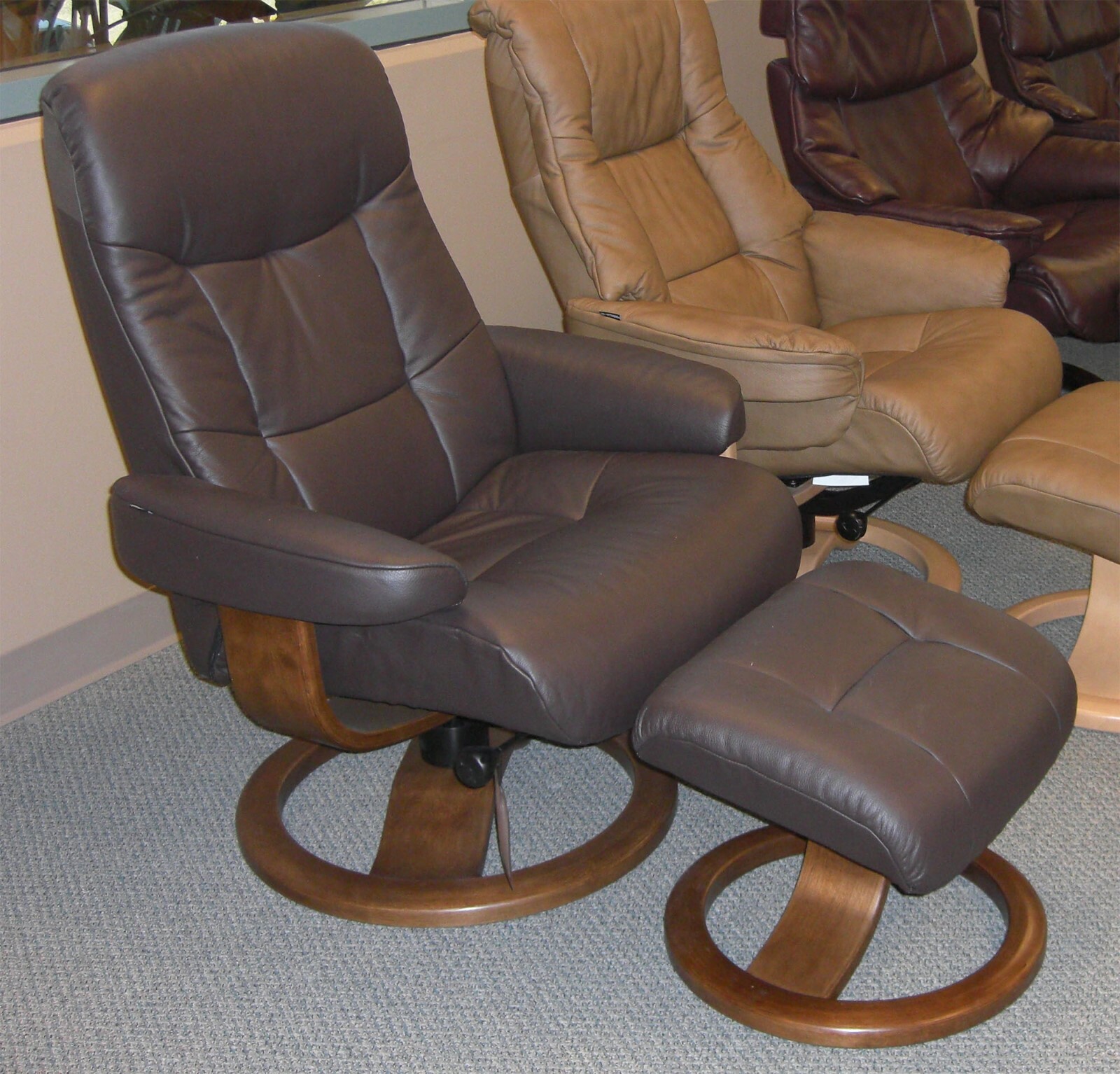 Fjords Muldal Large Recliner Comfort Chair - Havana Leather - Walnut Wood Stain