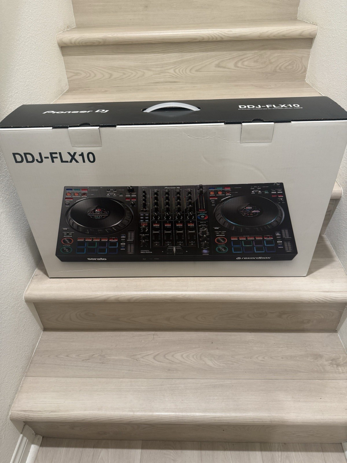 Pioneer DJ DDJ-FLX10 Quad Deck Controller, Built-in Mixer, 3-Band EQ, Filter