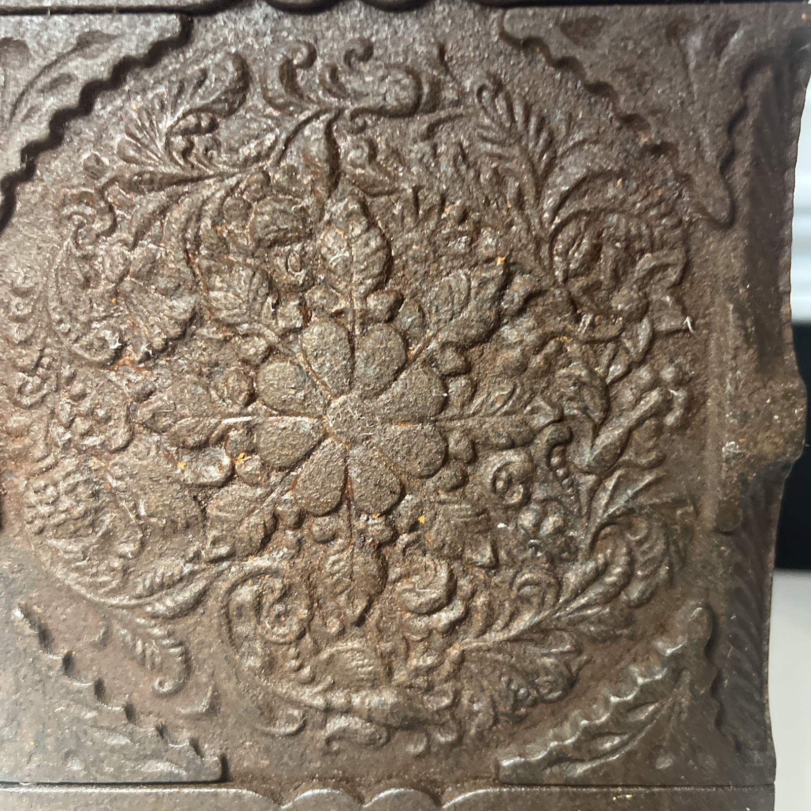 J&E Stevens August 17th, 1897 - Material, Cast Iron) (Burglar Proof Safe)not Key