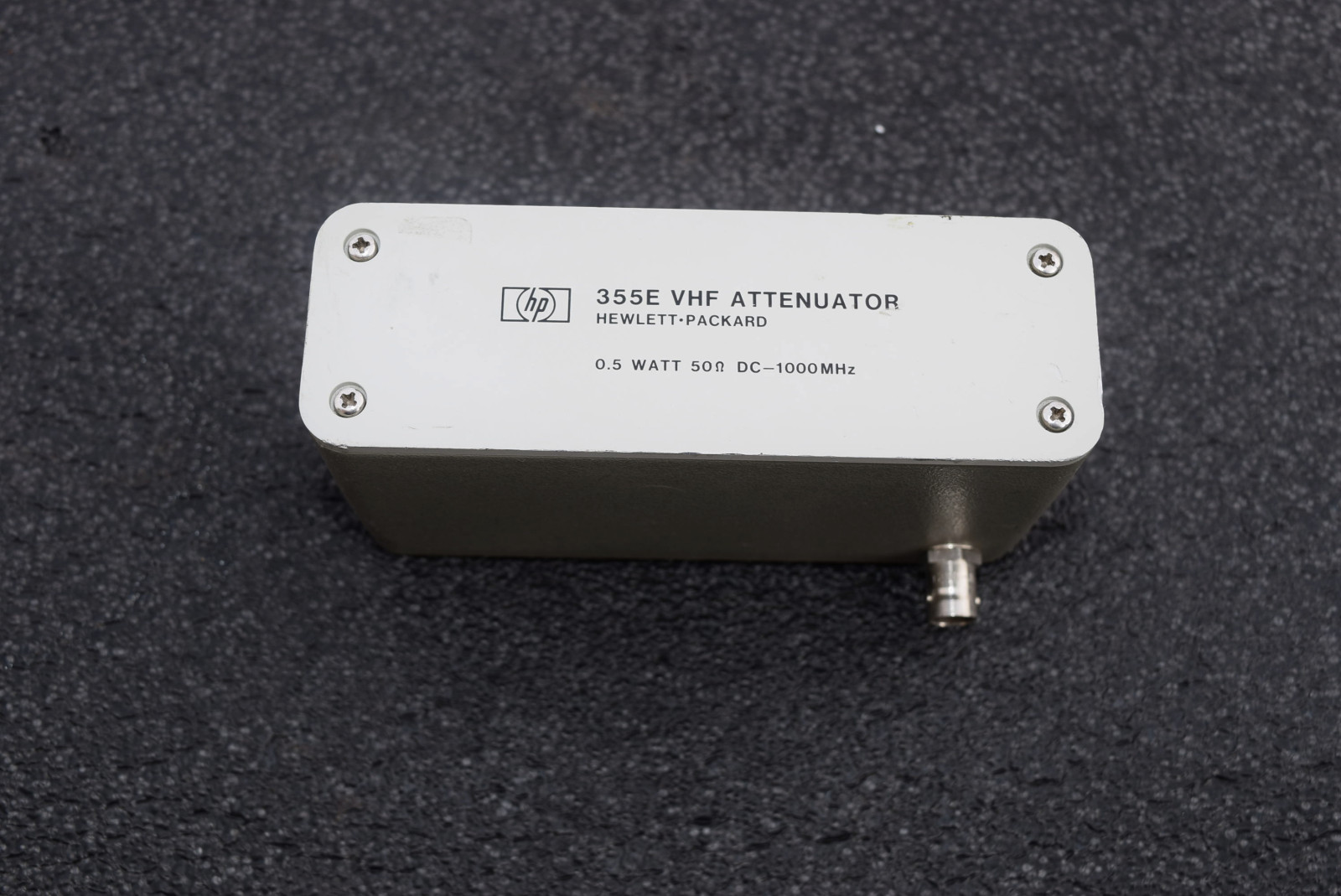 355E HP Hewlett Packard 0-12DB 0.5W DC-1000Mhz VHF ATTENUATOR Aigilent + Opt 007