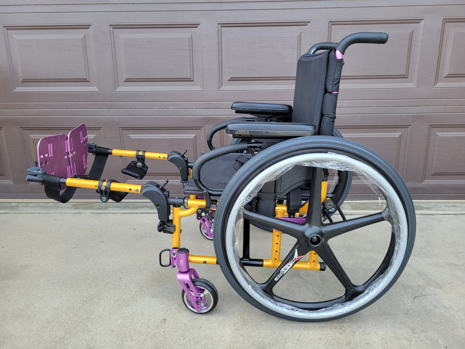 Quickie 2 - 18"x16" Folding Wheelchair Used 18" x 16" Gold And Pink Or Purple