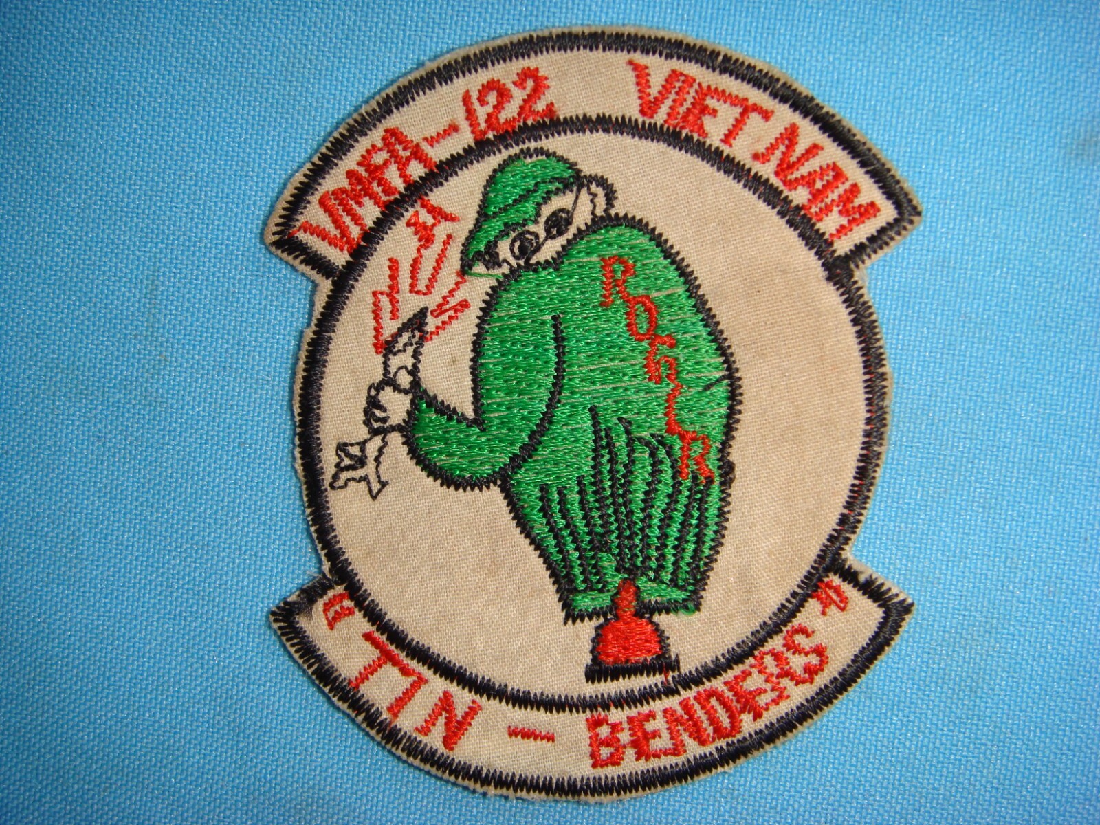 VIETNAM WAR PATCH, US MARINE VMFA-122 TIN BENDERS