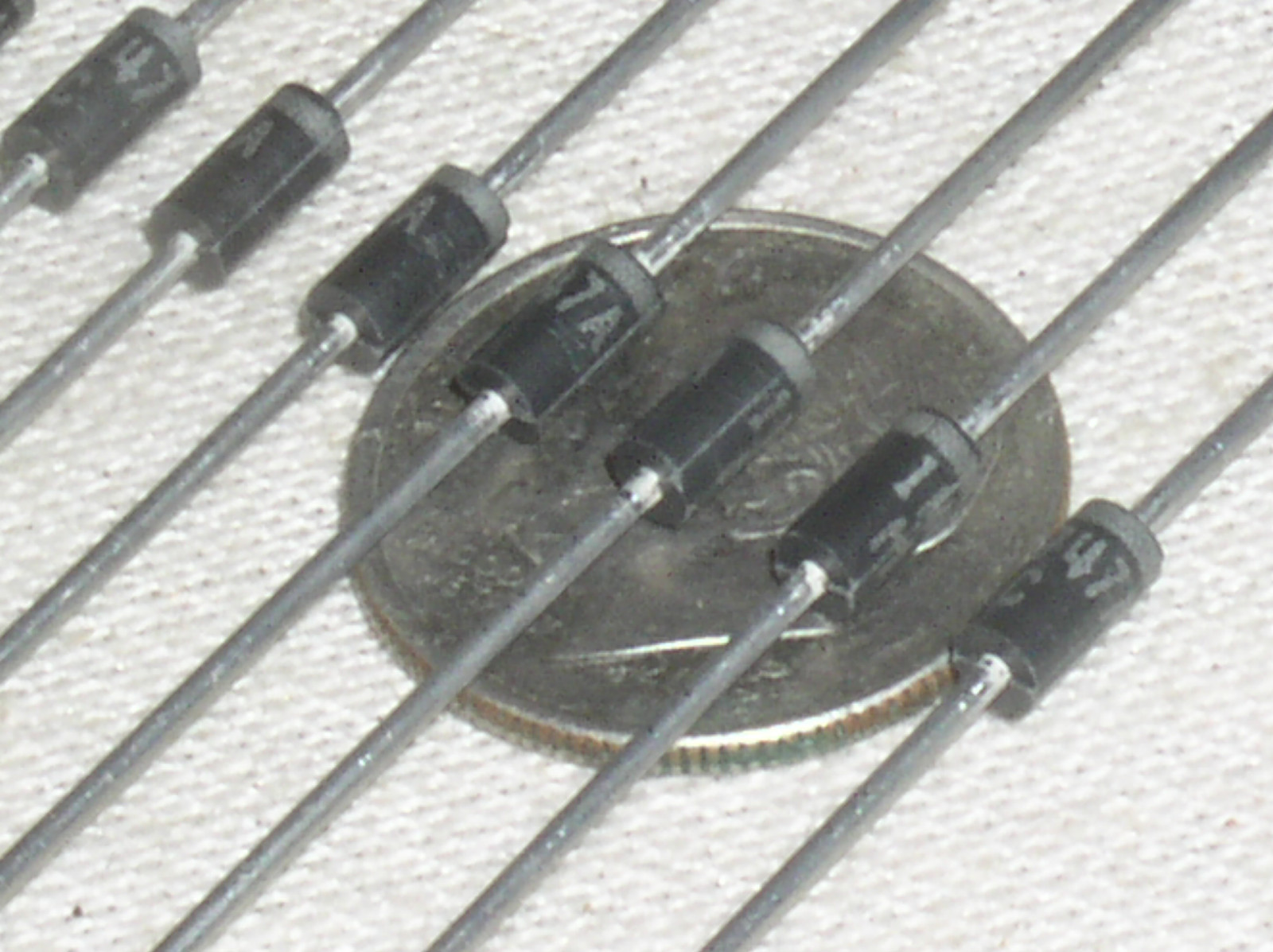 10 NEW 1N4747A 1N4747 DO-41 1W ZENER REGULATOR DIODE 20V 20 V  VOLT 1 W WATT USA