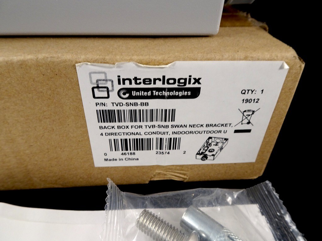 Interlogix Back Box For TVD-SNB-BB Swan Neck Bracket, New In Box