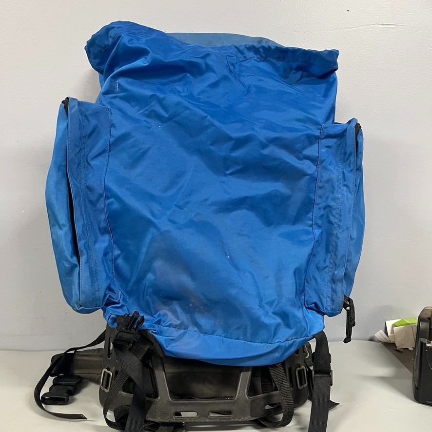 Vintage Coleman Peak 1 External Frame Hiking Backpack Blue Camping Pack Large