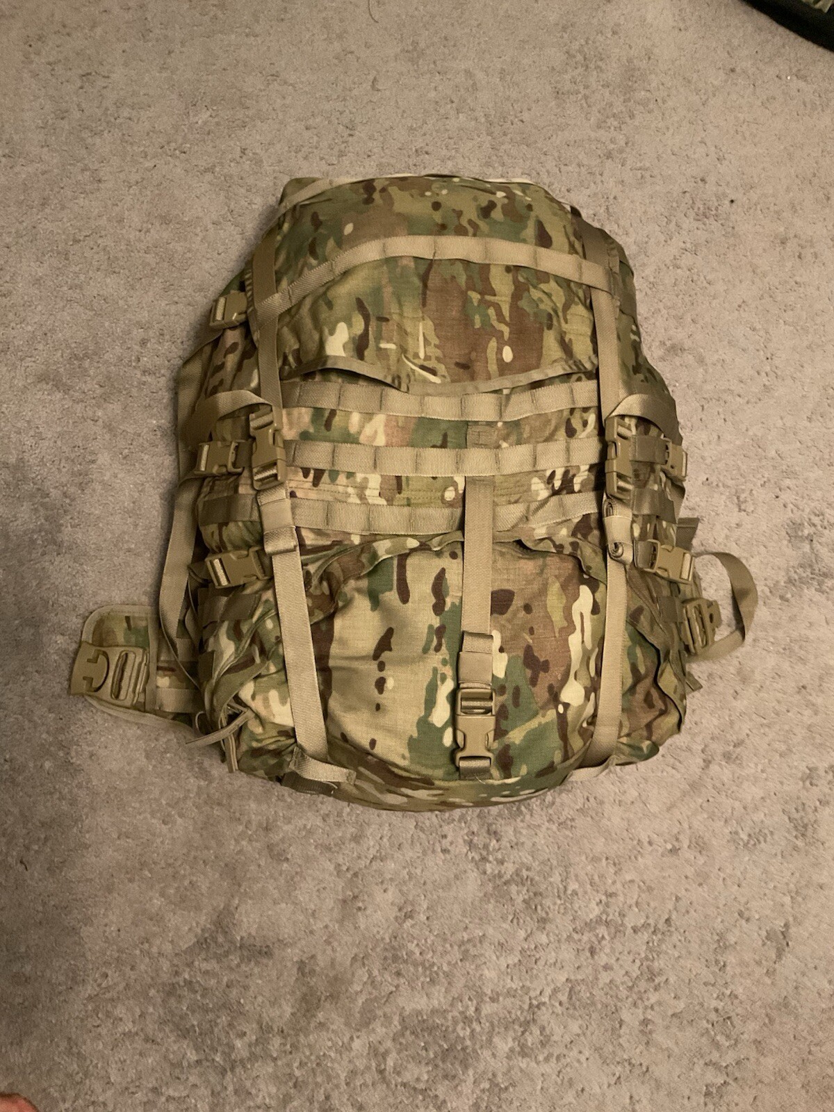 MULTICAM MOLLE II w/ External Frame and Straps