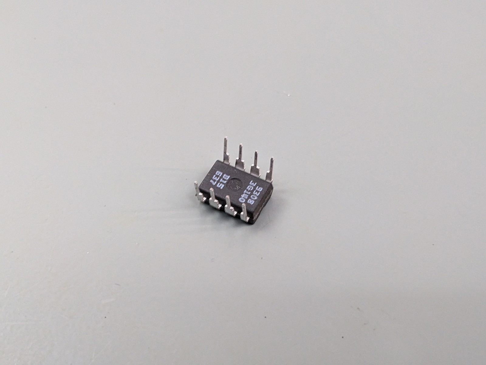 PMI REF195 5V Precision Reference IC, Low-Power
