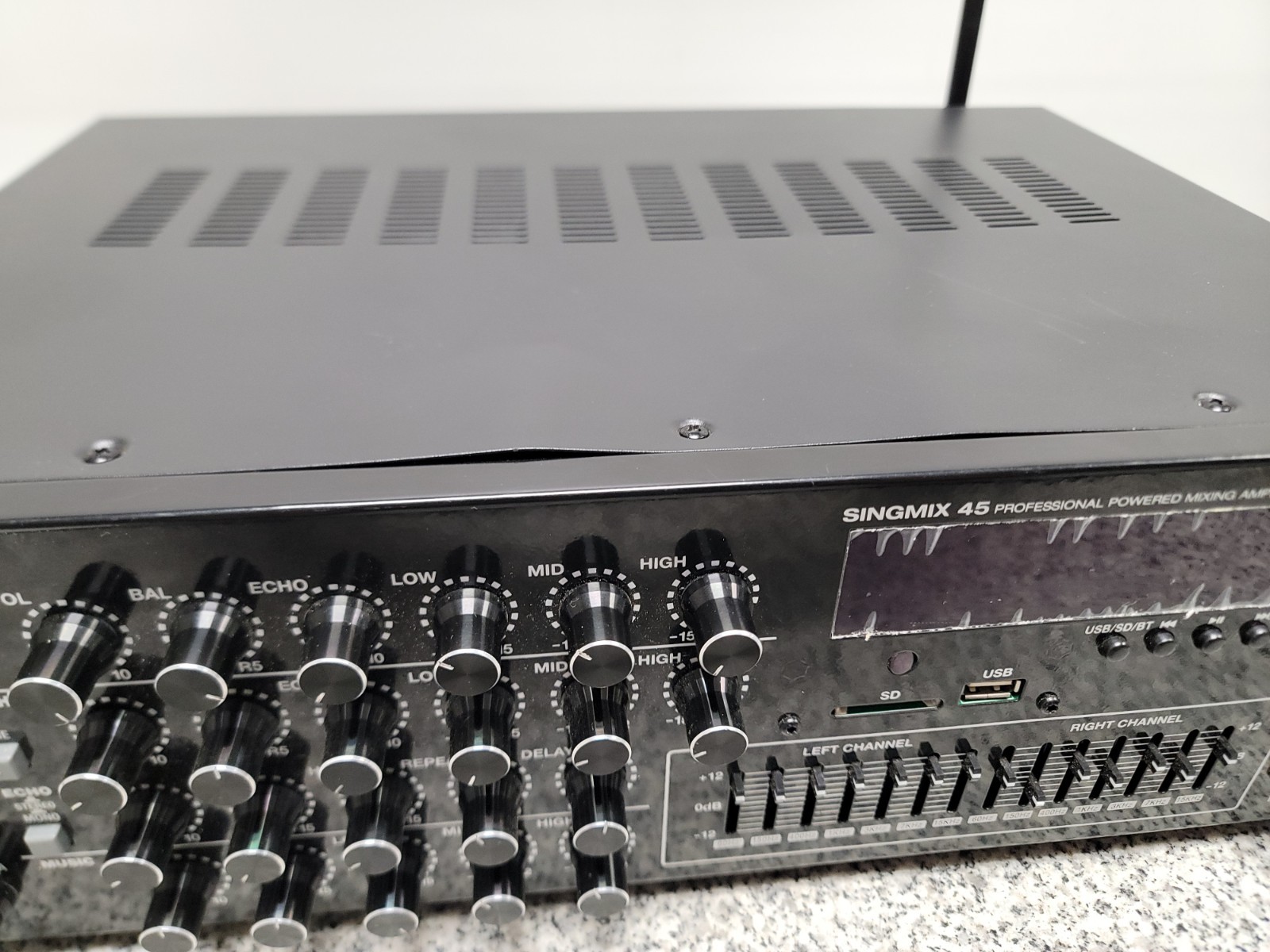 Rockville SingMix 45, Powered Mixer Amplifier