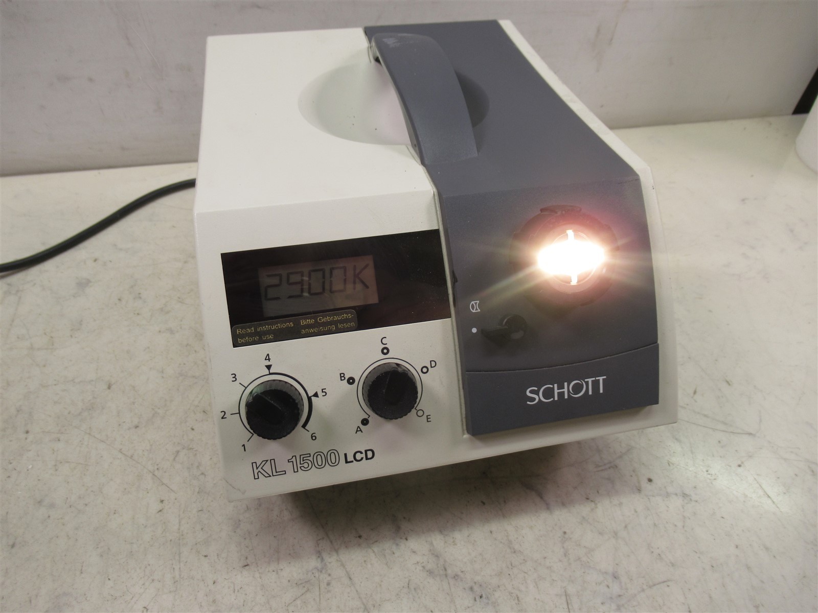 SCHOTT KL 1500 LCD Fiber Optic Cold Light Source Microscope Illuminator TESTED