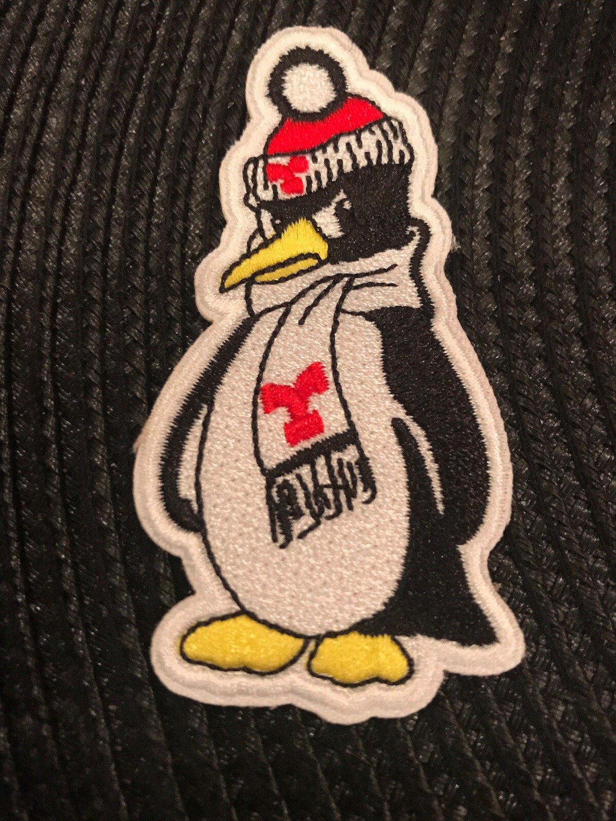 YSU YOUNGSTOWN STATE  PENGUINS Embroidered Iron On Patch Vintage  3” X 1.5”