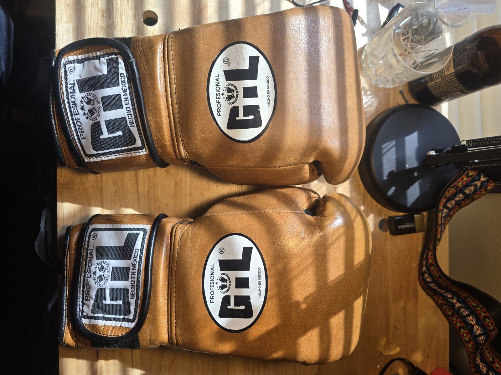 Gil 16oz Hybrid Boxing Gloves