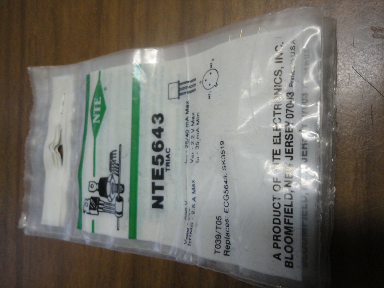 NTE5643 TRIAC 600V 2.5A .  FREE USA SHIPPING