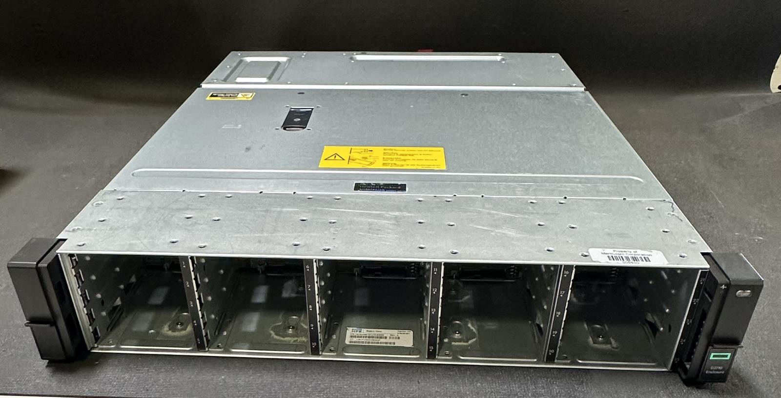 HP D3710 Server Storage Expansion Array 25 Drive Bay SFF HP P/N Q1J10-63001