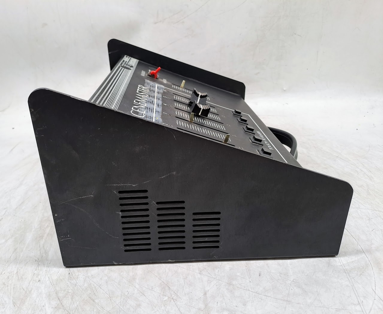 Dove systems control master model CM-SS