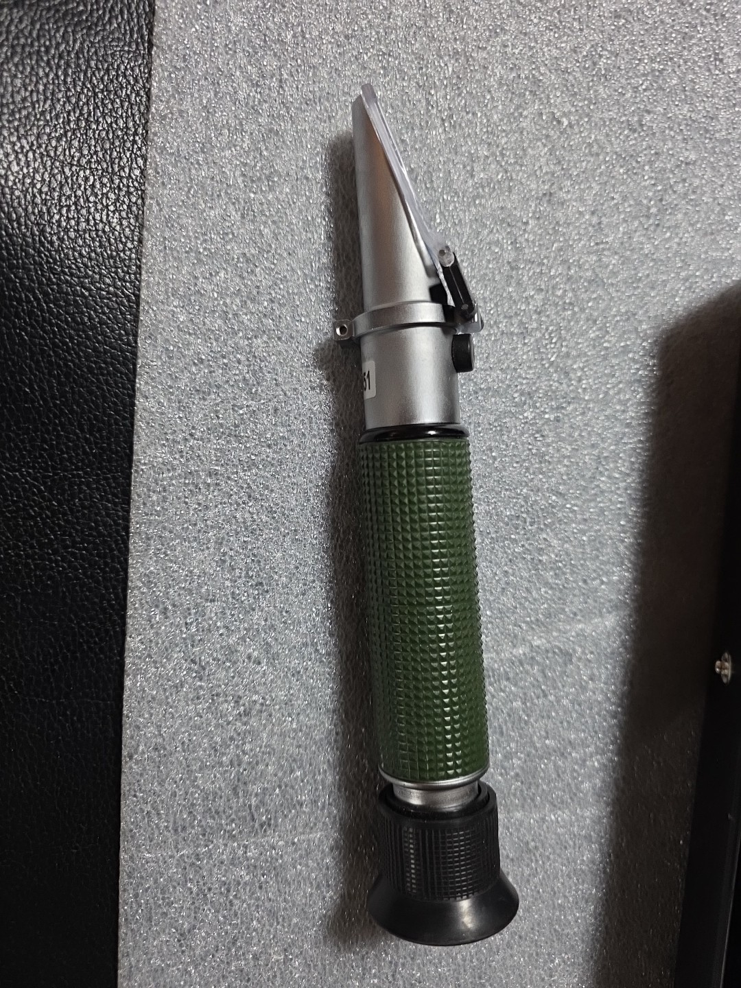 Zebra Skimmers Hand held Refractometer MT-010ATC