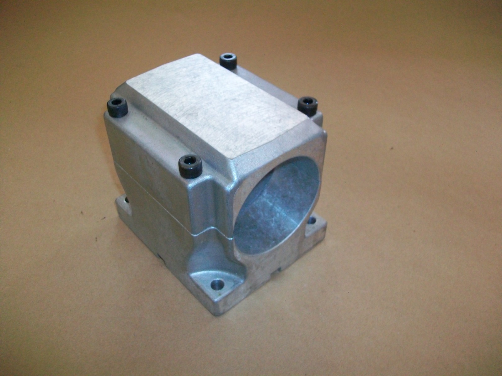 Sugino Drill / Tapper Mounting Block 2 7/8" BORE NEW
